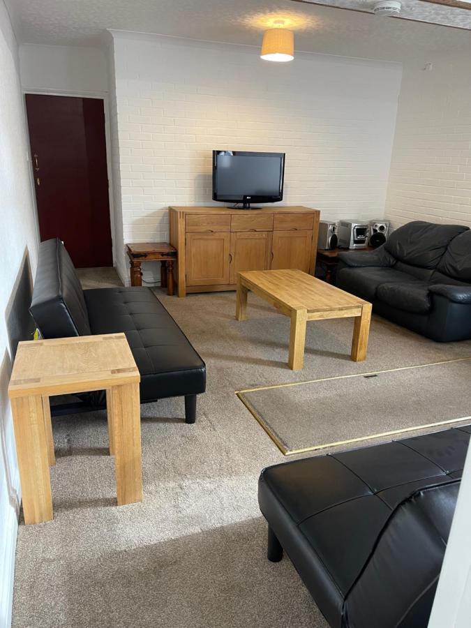Spacious, Sleeps 17, 3 Bathrooms, Parking, Mansfield Exterior foto