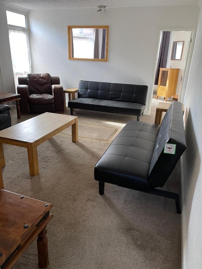 Spacious, Sleeps 17, 3 Bathrooms, Parking, Mansfield Exterior foto